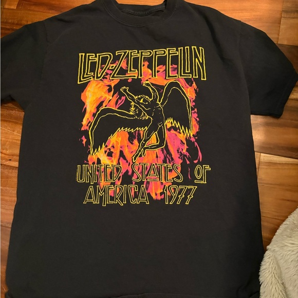 Led Zeppelin Black Graphic T-Shirt‎ size large - Picture 1 of 3
